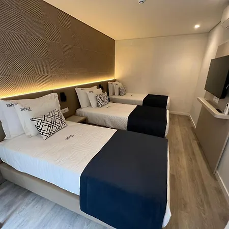 帕特里亚酒店 酒店 *